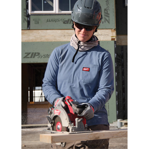 T-shirt &agrave; manches longues avec poches GRIDIRON, Femmes, T-petit, Noir PR Distribution