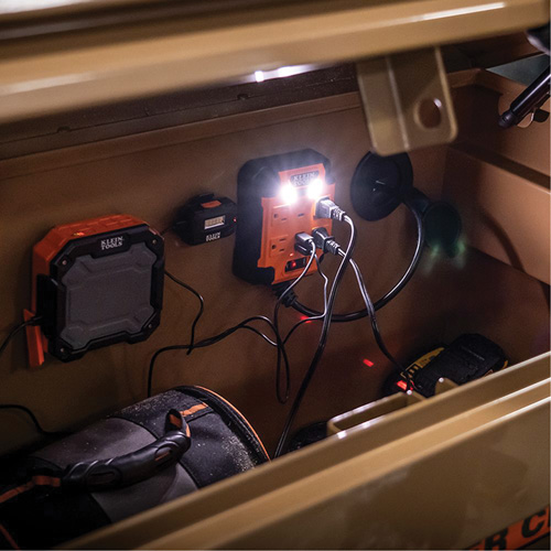 Bloc multiprise magn&eacute;tique Powerbox 1, 4 Prise(s), 5', 120 V PR Distribution