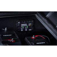 Chargeur de batterie embarqu&eacute; &agrave; 2 sorties de 10 amp&egrave;res Gen5X2 Genius PR Distribution