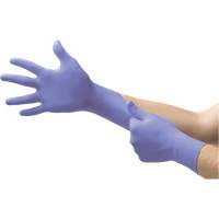 Gants d'examen SE SU-690 Supreno, Grand, Nitrile, 7,1 mils, Sans poudre, Mauve, Classe 2 PR Distribution