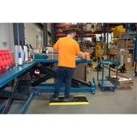 Tapis antifatigue, Losange, 1-2/3' x 3-1/4' x 3/4", Noir/Jaune, Polyur&eacute;thane PR Distribution