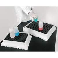 P4 Ultra-Spill Tray, 17" lo x 21" la x 4" h, Cap. de d&eacute;versement 2,9 gal. US PR Distribution